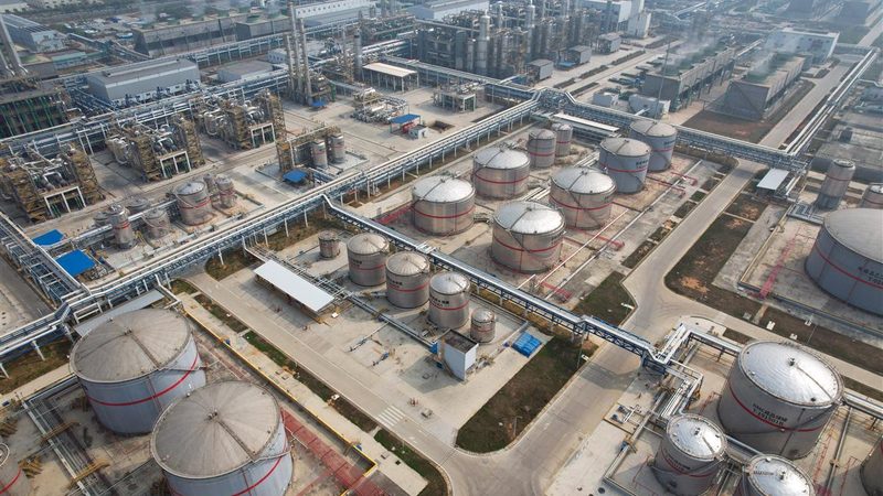 揭秘进口化工原料行业标准与报价单背后的秘密